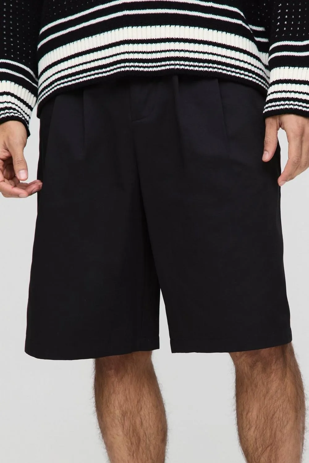 Relaxed Fit Fixed Waistband Pleat Spring And Summer Detail Jort