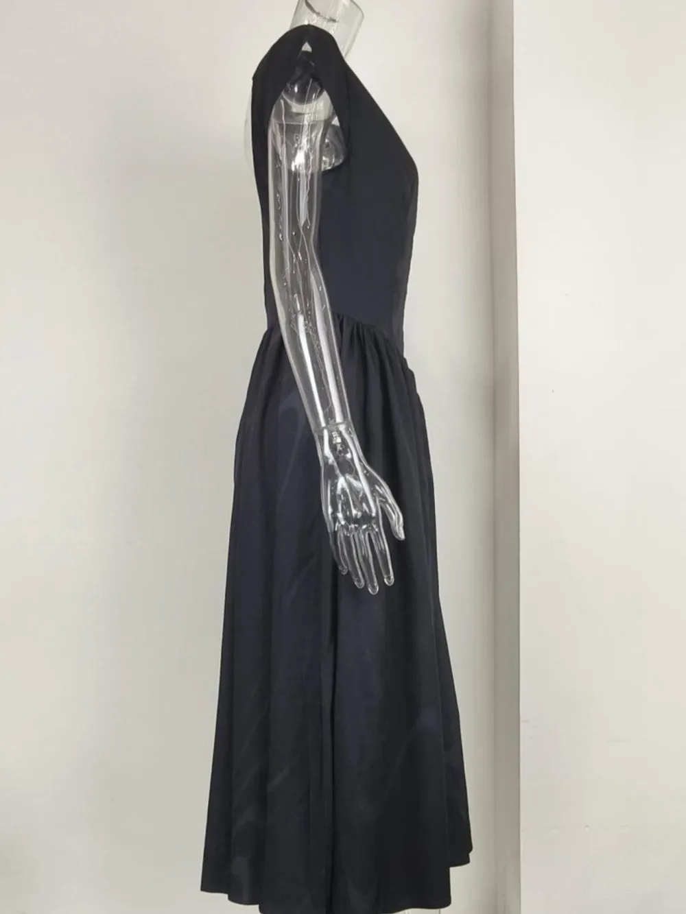 Polished Detail Cap Midi Dress