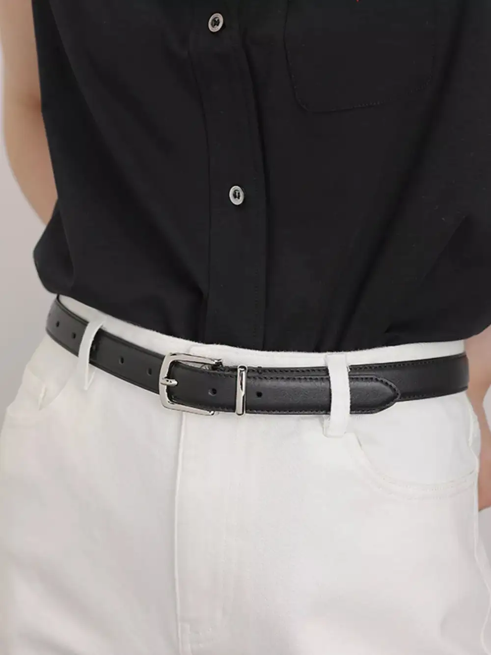 Modern Classic Leather Skinny Belt