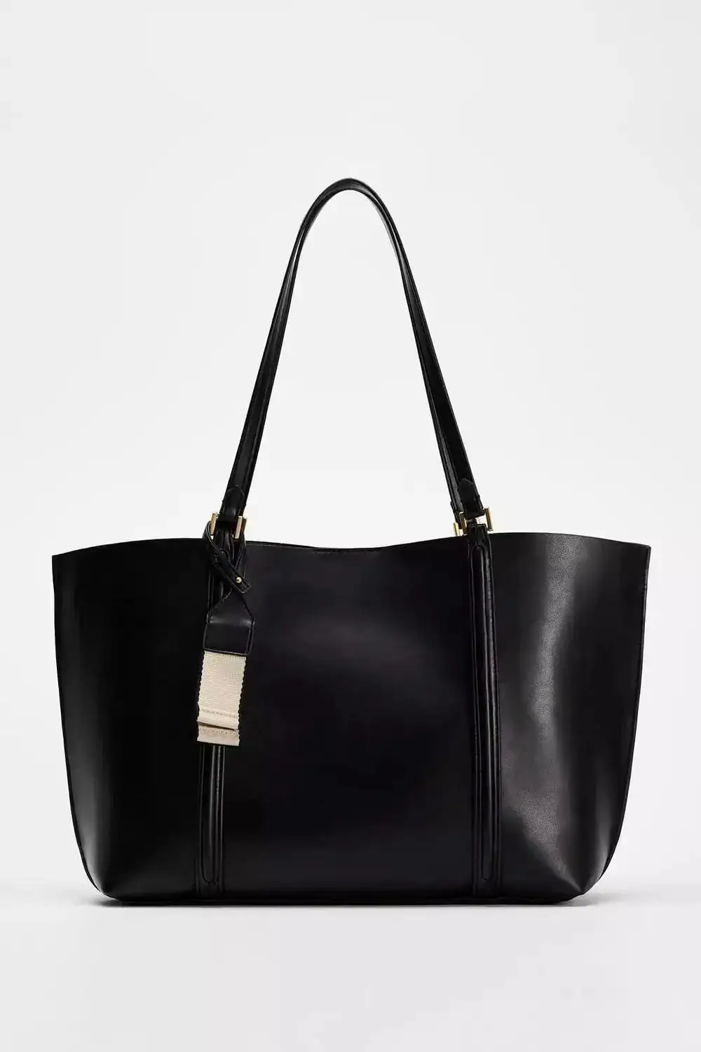 Office Chic: French-Style Minimalist Commuter Tote