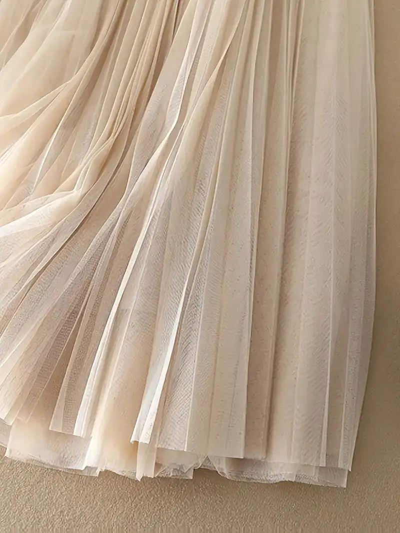 Everyday Lightweight Mesh Skirt