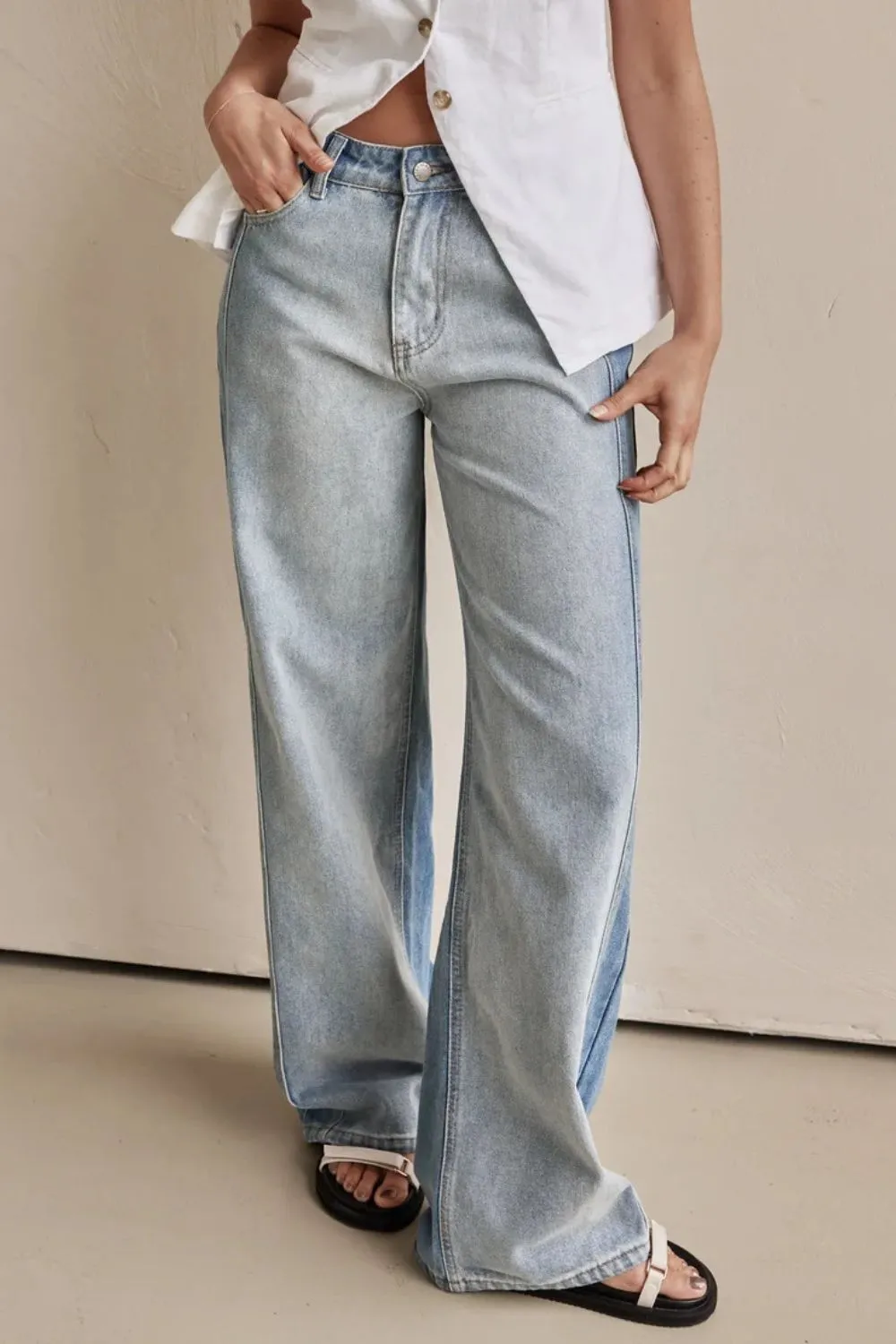 Contrast Straight Leg Pocket Denim Jeans