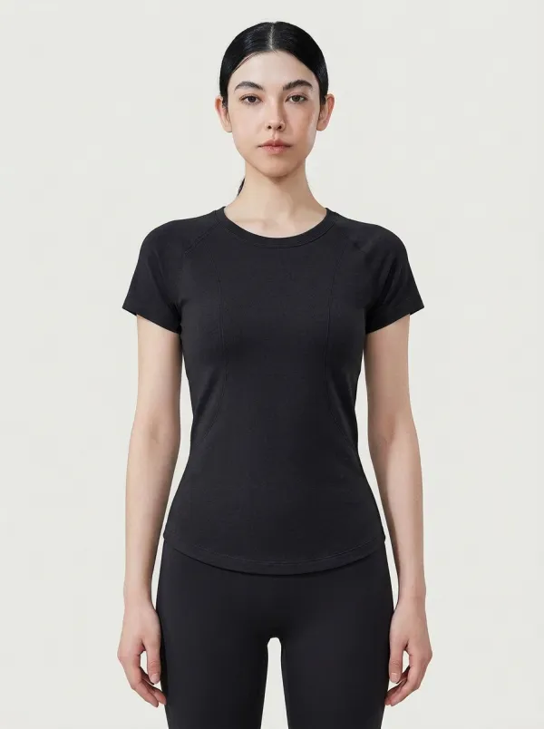 Women's Curved-Hem Raglan Training T-Shirt