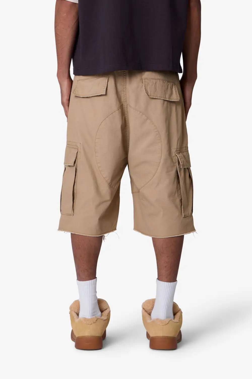 Relaxed Distressed Cargo Shorts