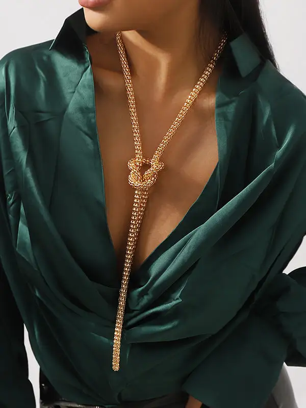 Chain Knot Detail Tassel Necklace