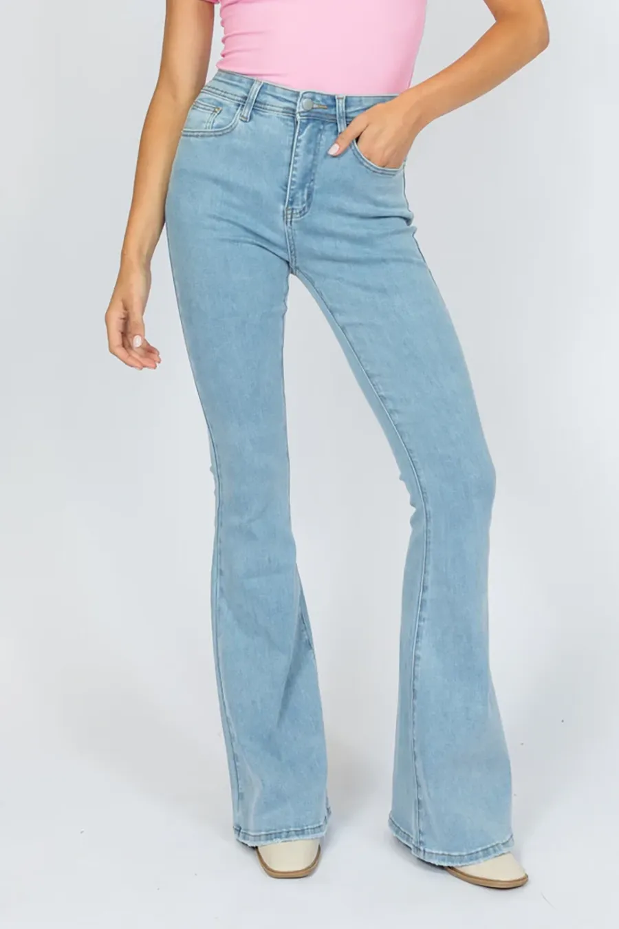 Comfortable Light Wash Stretchy Flare Jeans