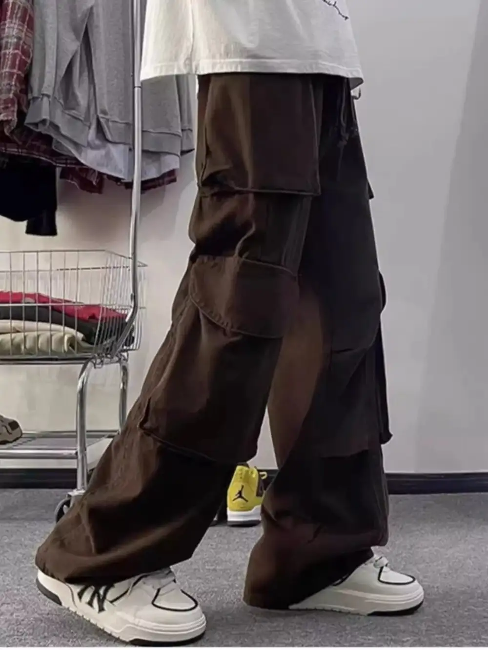 Men's Loose Fit Multi Pocket Cargo Pants