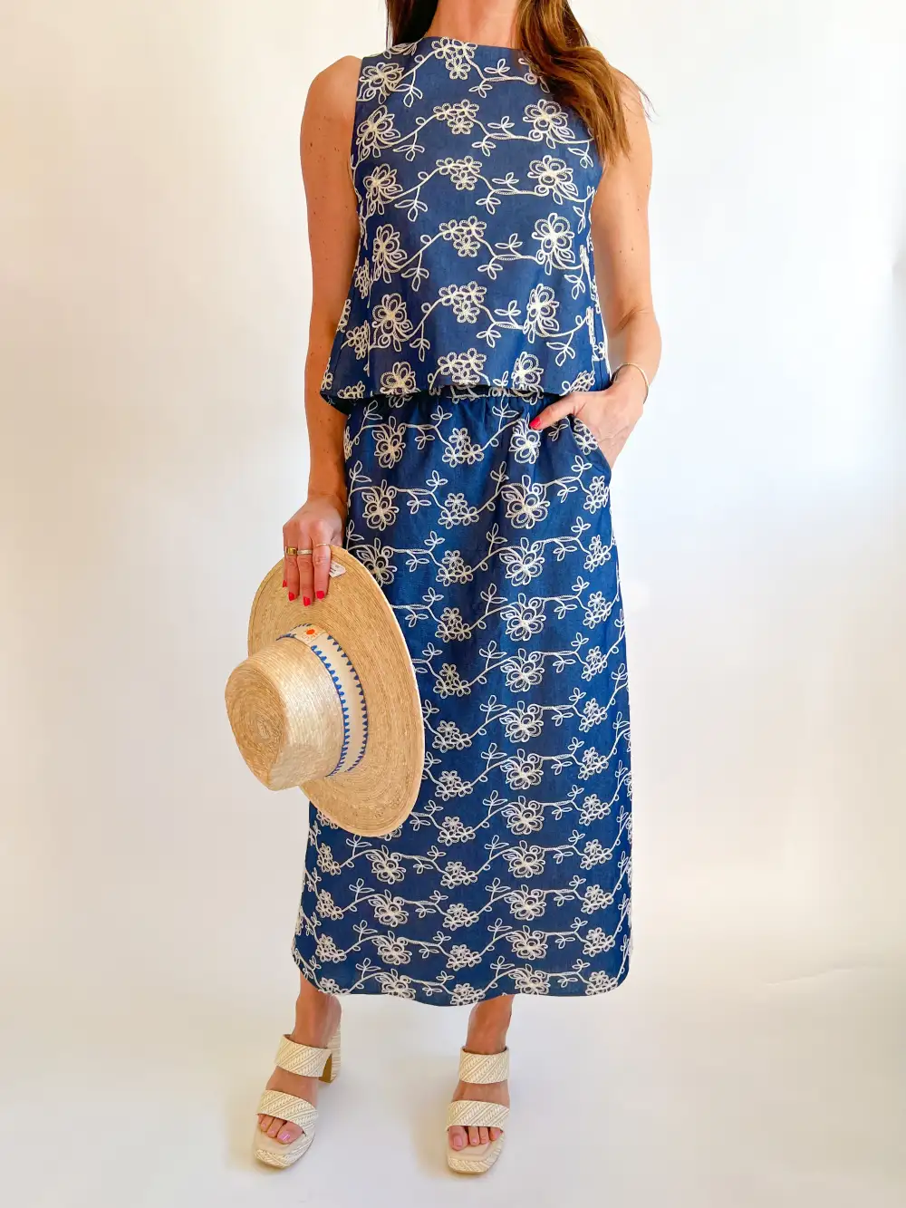 Embroidered Top And Skirt Set