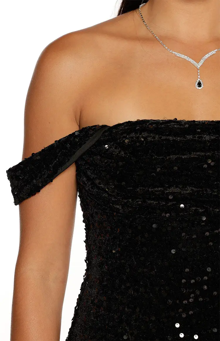 Ruched Bodycon Velvet Mini Dress