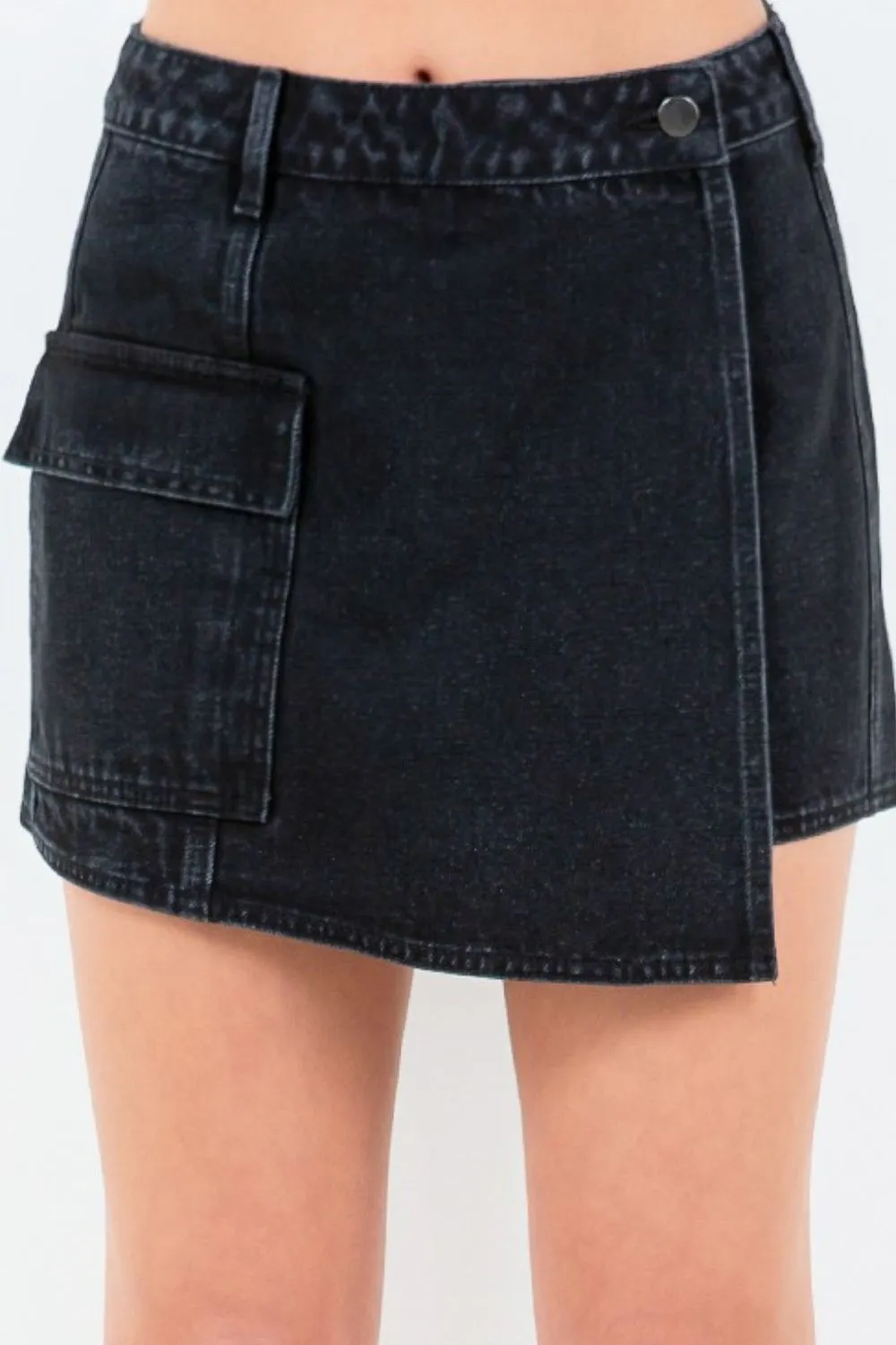 Relaxed Cargo Pocket Mini Flash Skirt