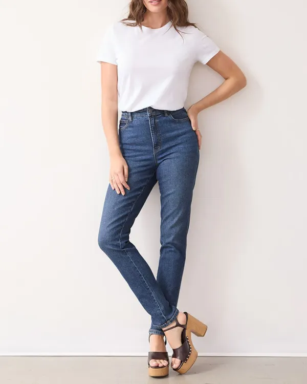 Slim-Leg High-Rise Jean  Vintage - Curvy Fit