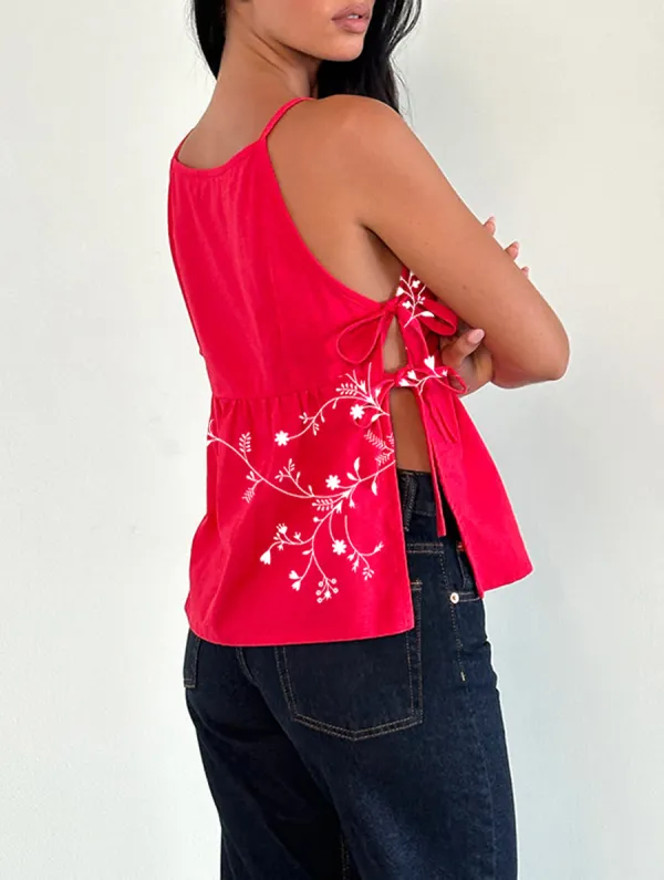 Tie Side Sleeveless Top In Tango Red