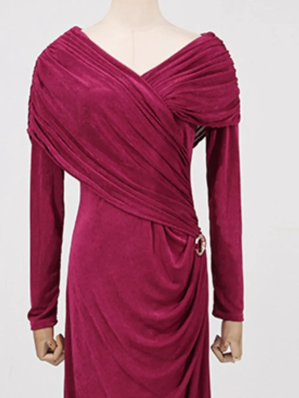 Comfort Fit Ruched Long Sleeve Maxi Dress