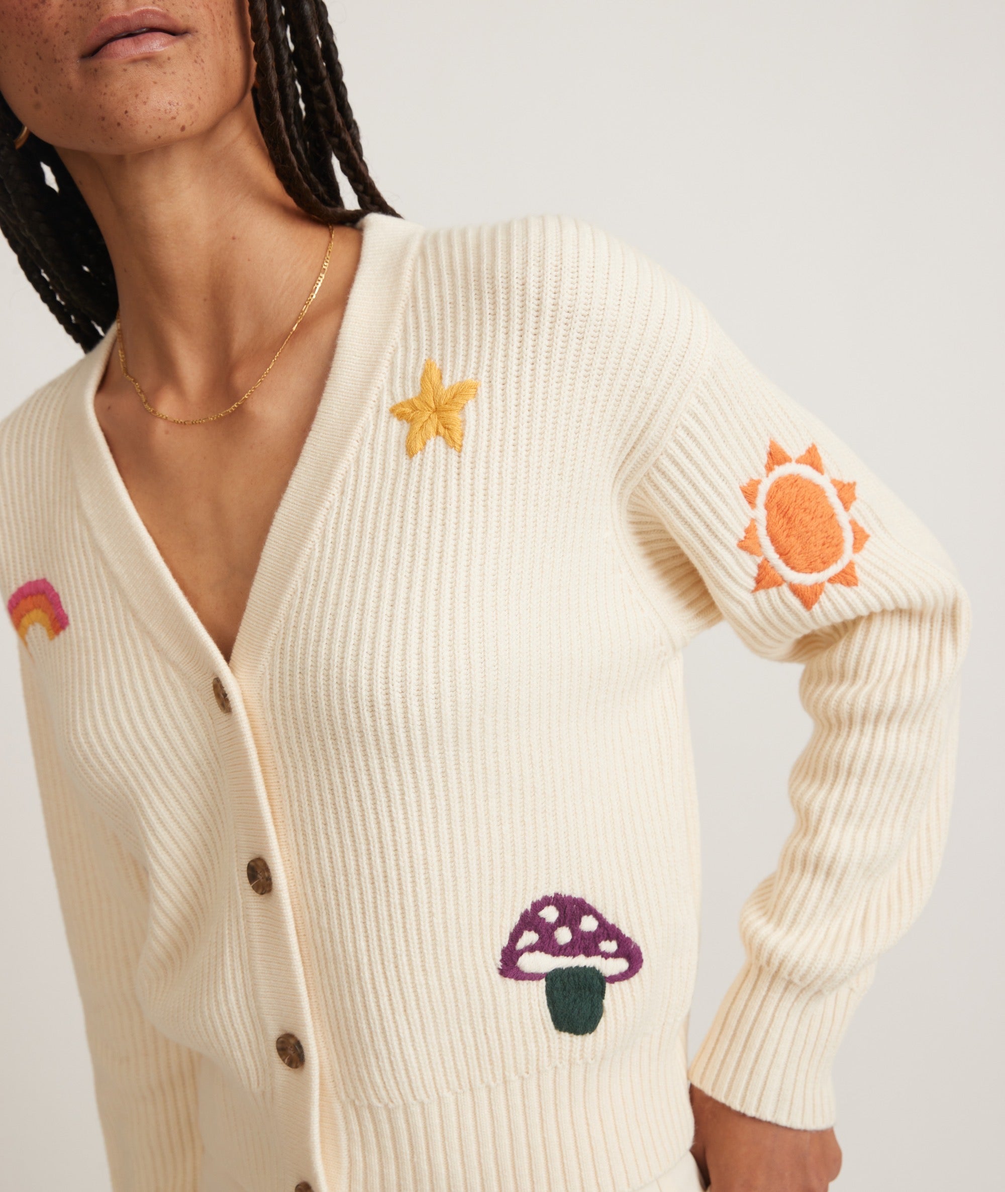 Embroidered Button-up Cropped Cardigan