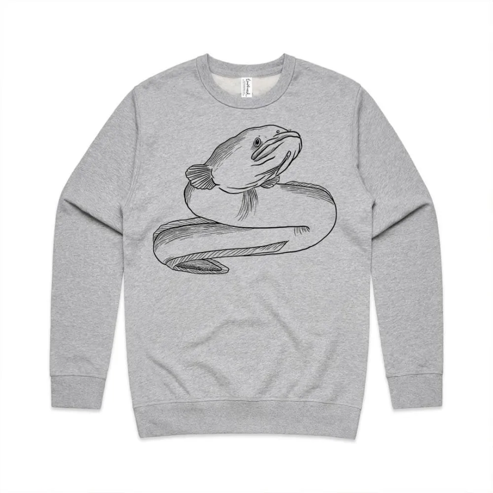 A versatile sports shirt with a simple long-fin eel animal pattern