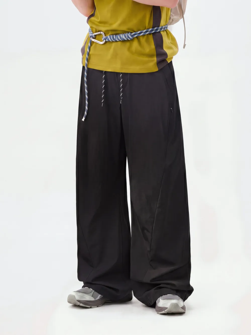 Refined Quick-Dry Breathable Water-Resistant Lightweight Casual Pants