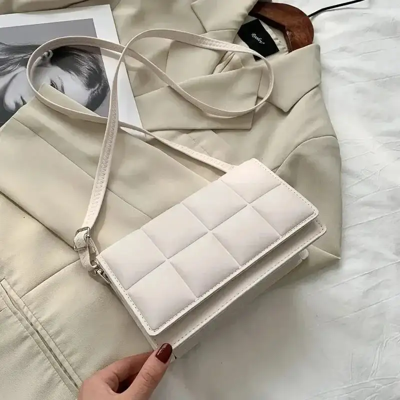 Fashion-Forward Plaid TPU Square Shoulder Bag