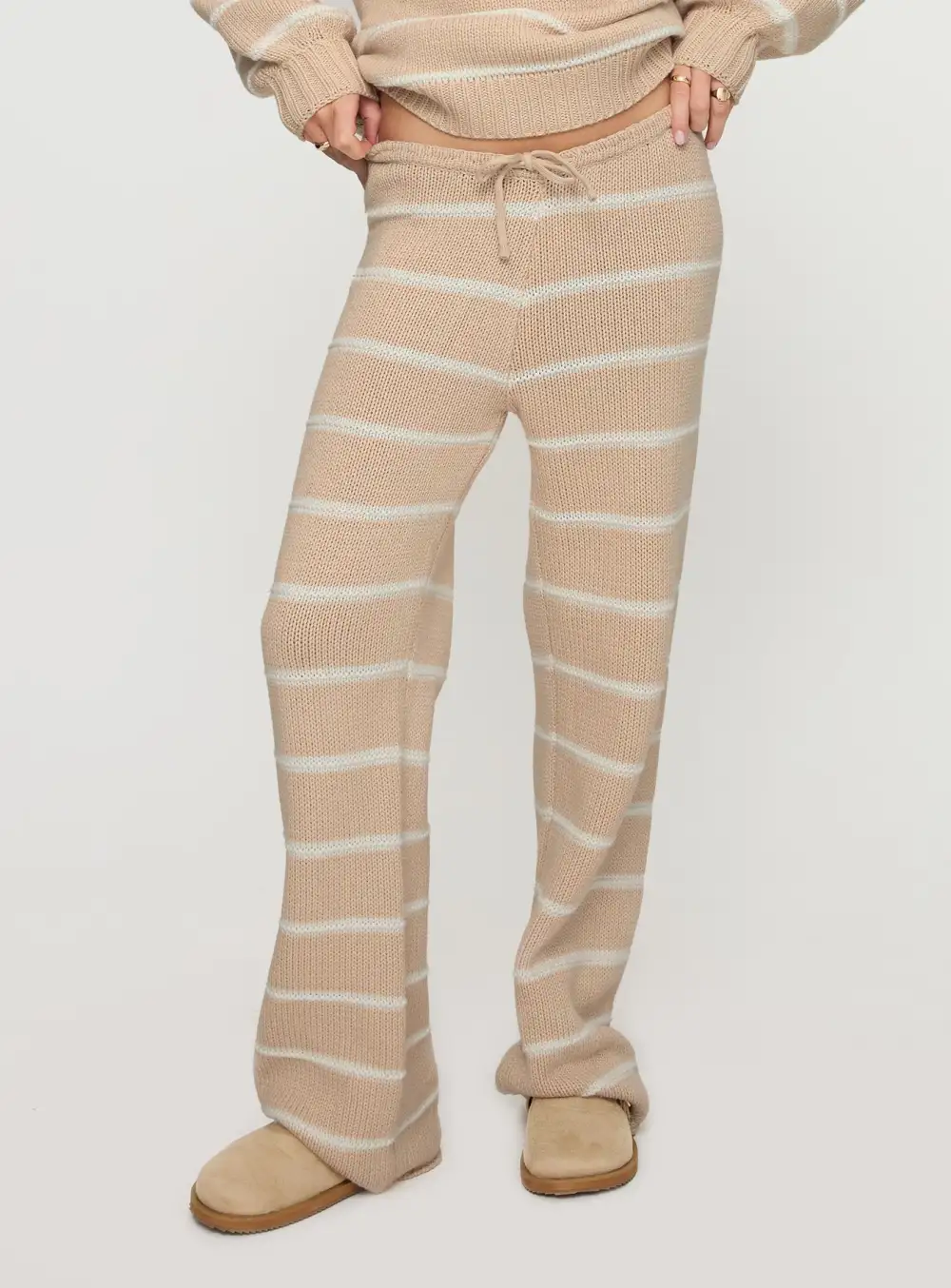 Read Your Knit Pants