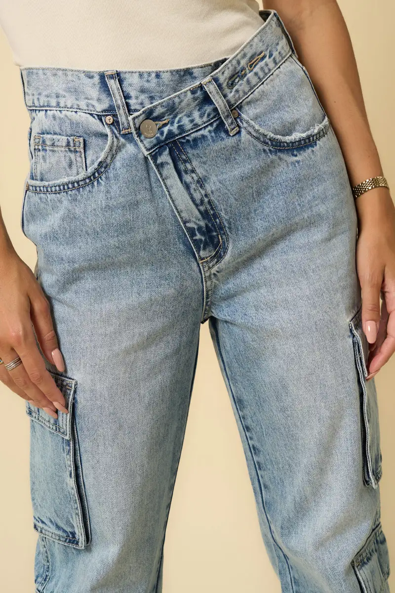 Women's Crossover Cargo Relaxed Rigid Denim Jeans