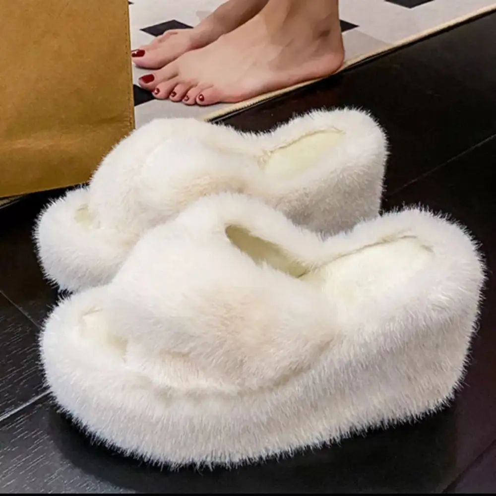 Fluffy Wedge Slippers