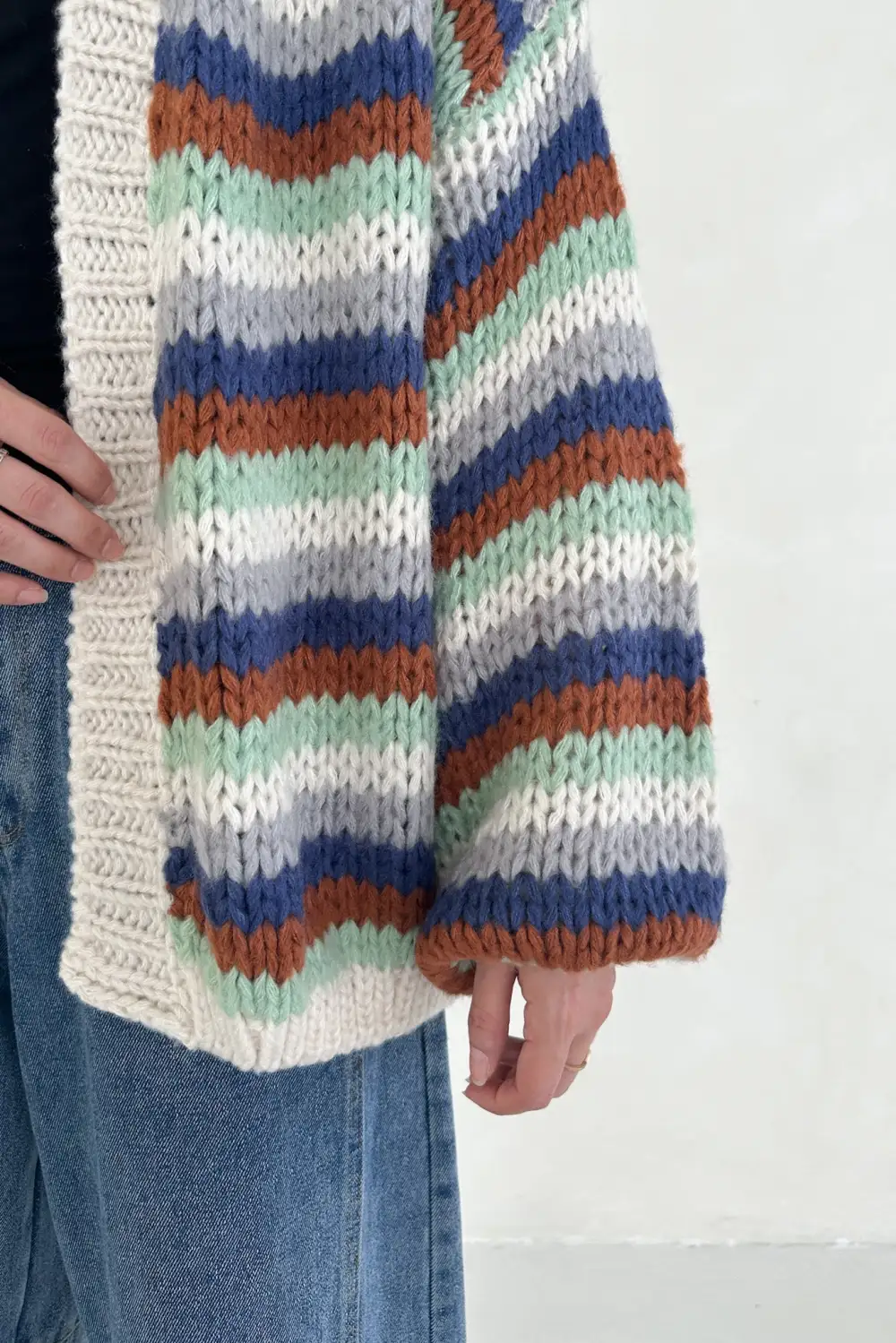Simple Cut Soft Knit Cardigan
