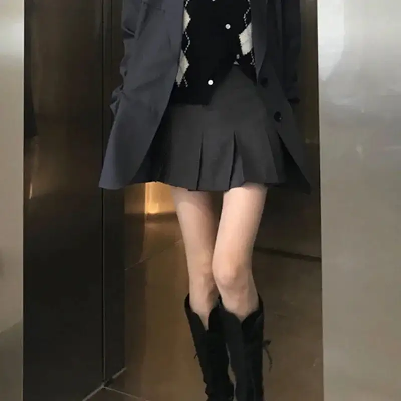 Pleated Straight Mini Skirt