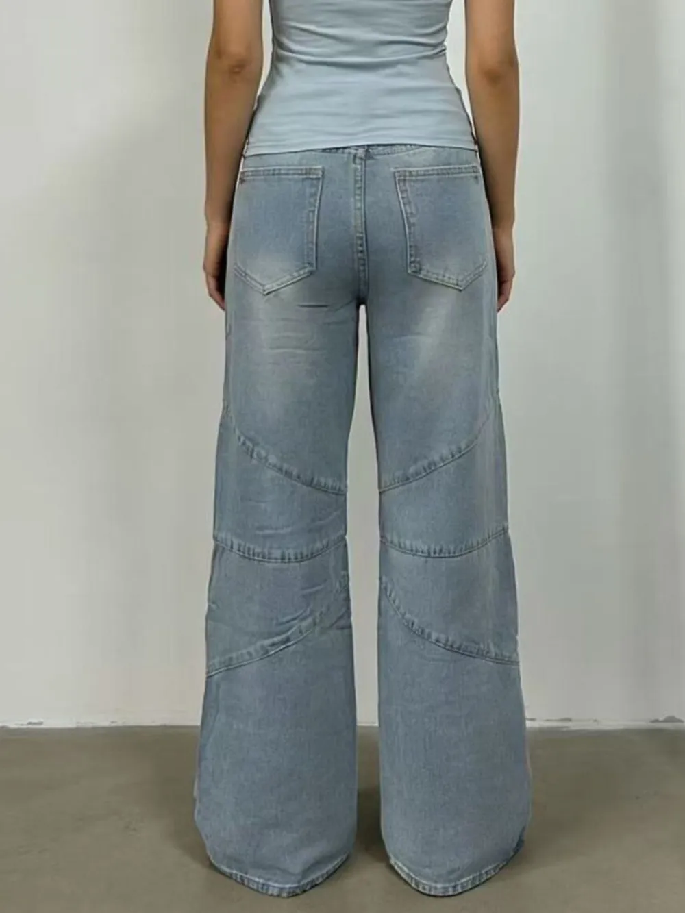 Sharp Wide Leg Denim Jeans