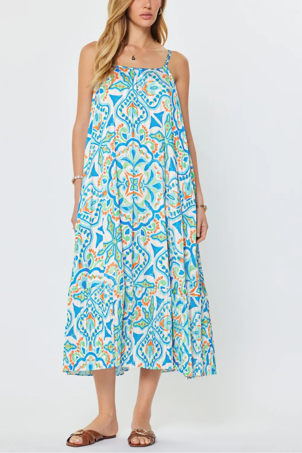 Sleeveless Tiered Pleated Midi Dress