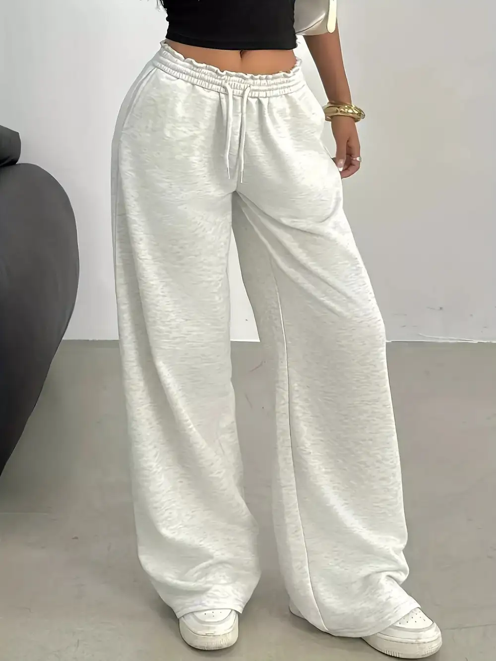 Relaxed Wide-Leg Drawstring Sweatpants