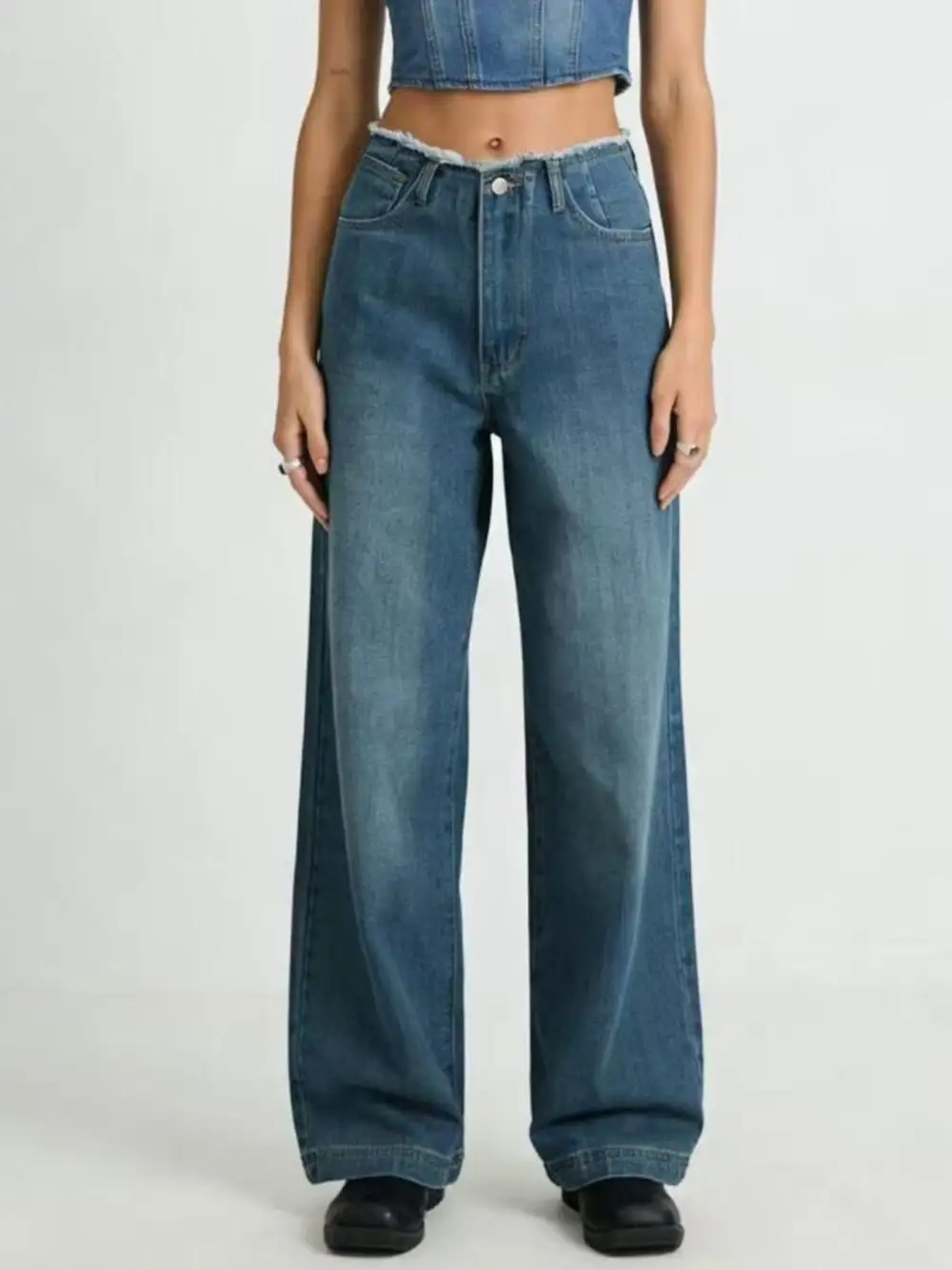 Wide Leg Frayed Hem Denim Jeans