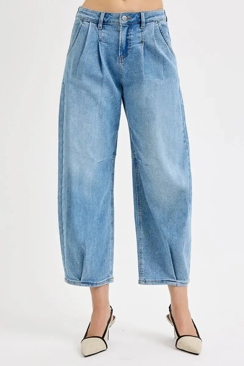 Modern Mid Rise Wide Leg Jeans