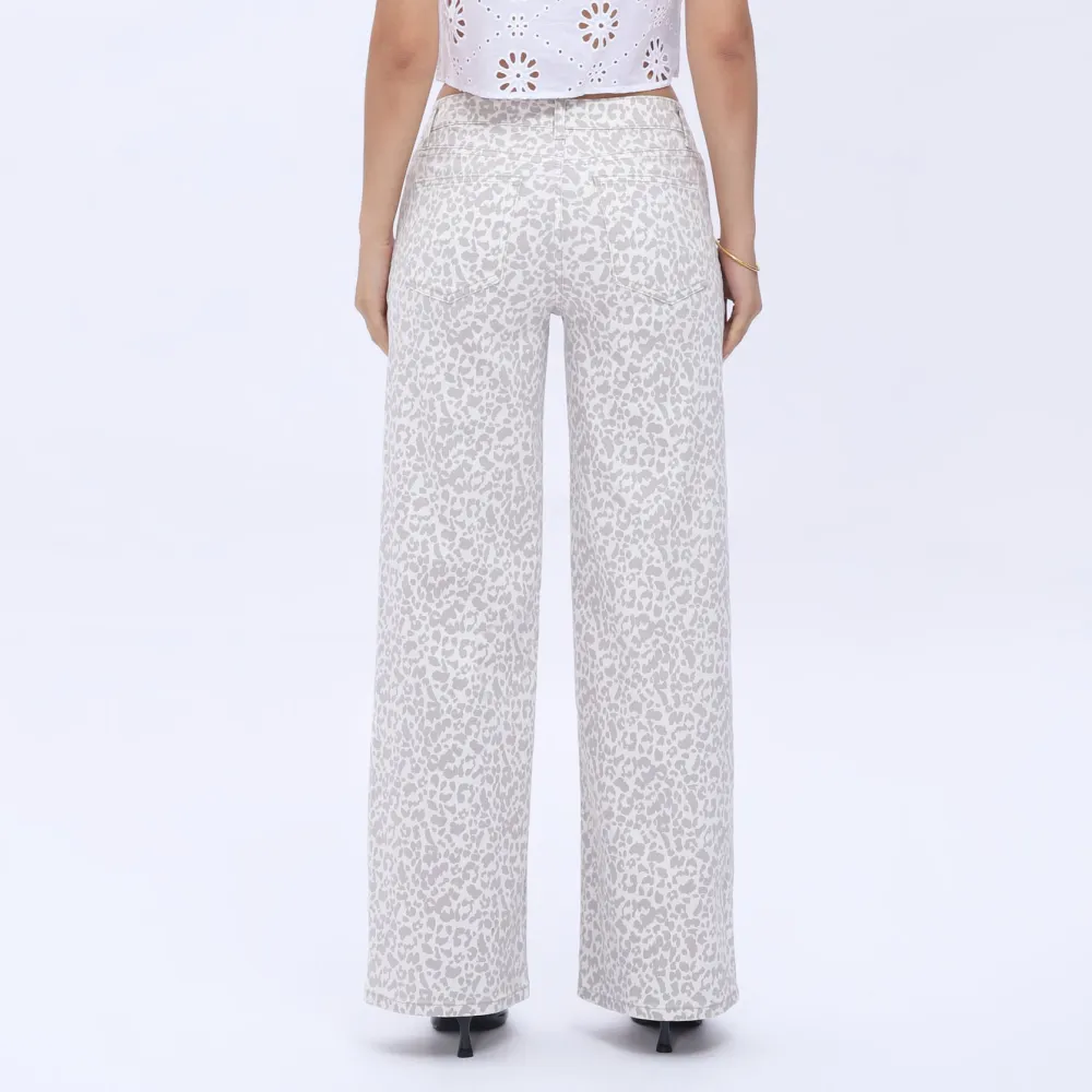 🔥Hot Sale🎁🎉Wide Leg Jeans for Women Stretchy Mid Low Rise Butts Lifting Baggy Jeans Trendy Loose Fit Cute Mom Jeans