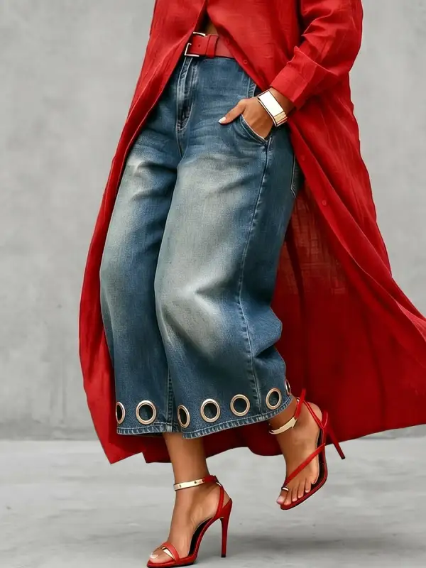 Relaxed Fit Wide Leg Cutout Detail Pocket Jeans