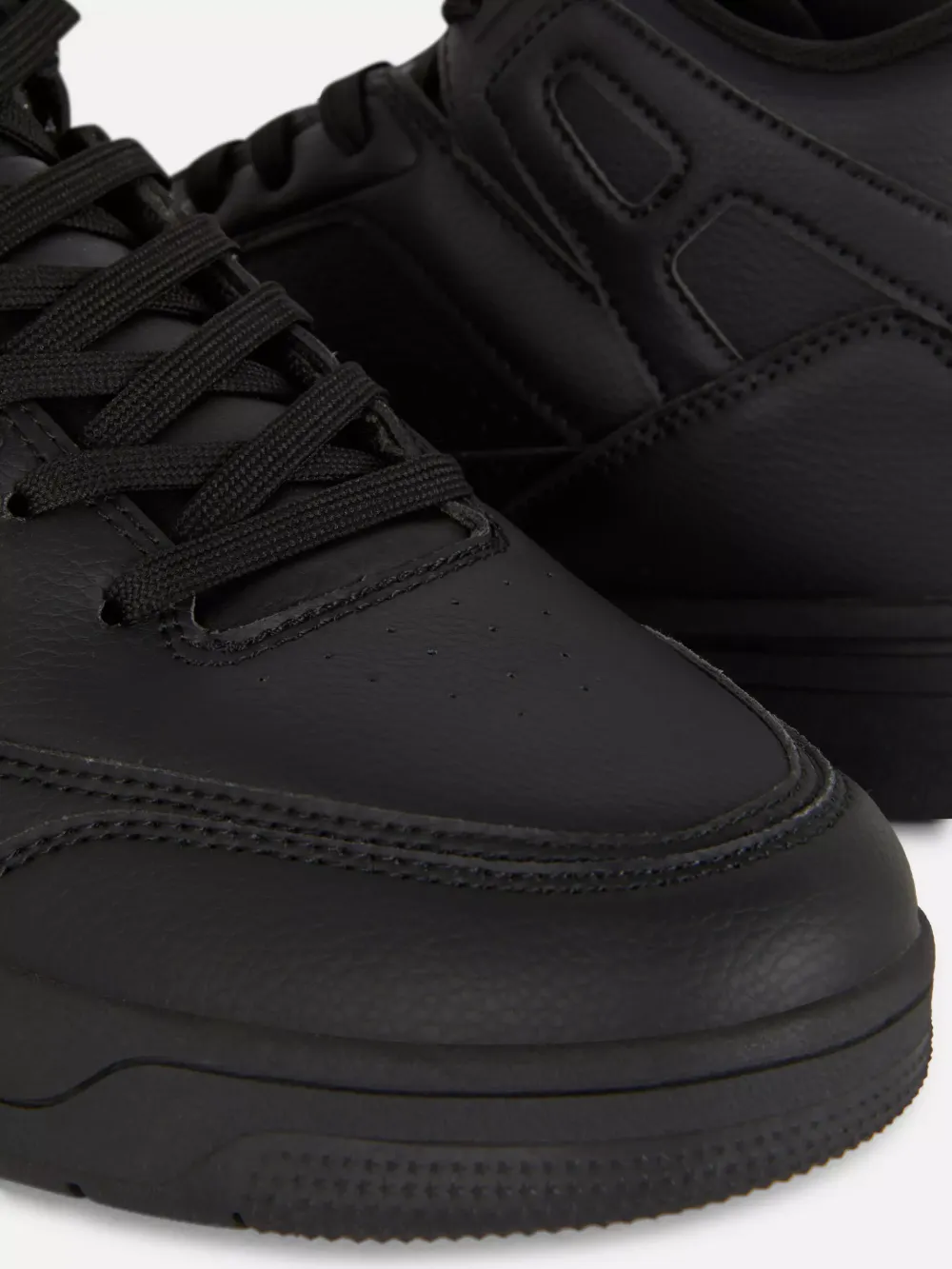 Daily Leisure Breathable High-Top Basketball Sports Shoes