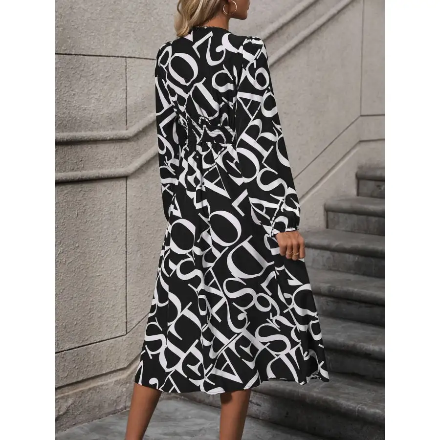 Everyday Printed V-neck Long Sleeve Midi Dress