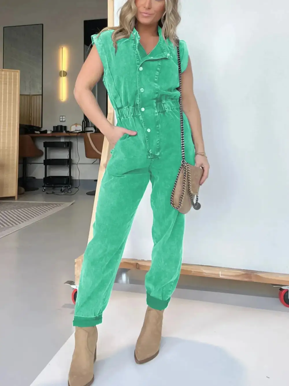 Plus Size Button Front Cap Sleeve Accessory