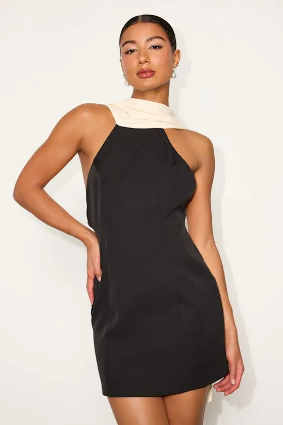 Sandri Black and Cream Backless Bodycon Mini Dress