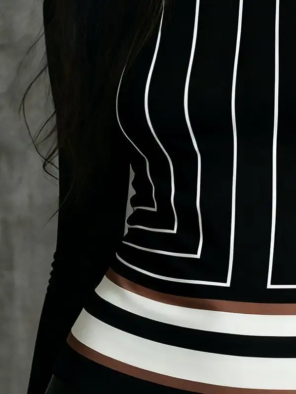 Long Sleeve Slim Fit Print Mock Neck T-Shirt