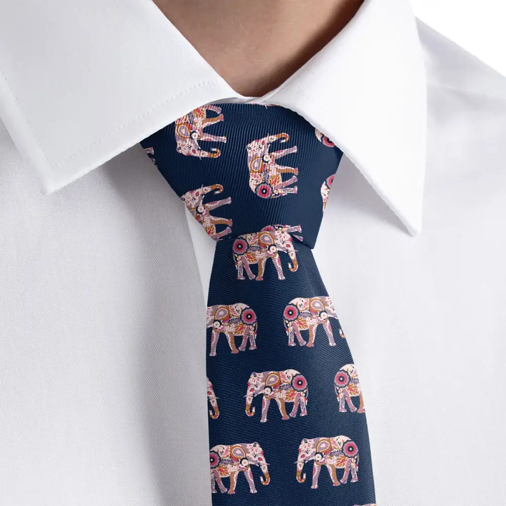 Polished Floral Detail Necktie