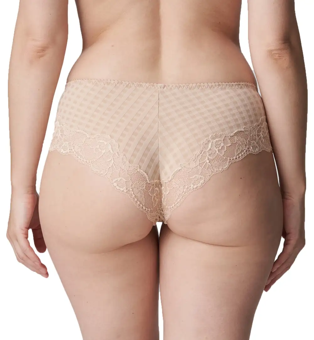 Classic Low-Rise Lace Boyshort Panty