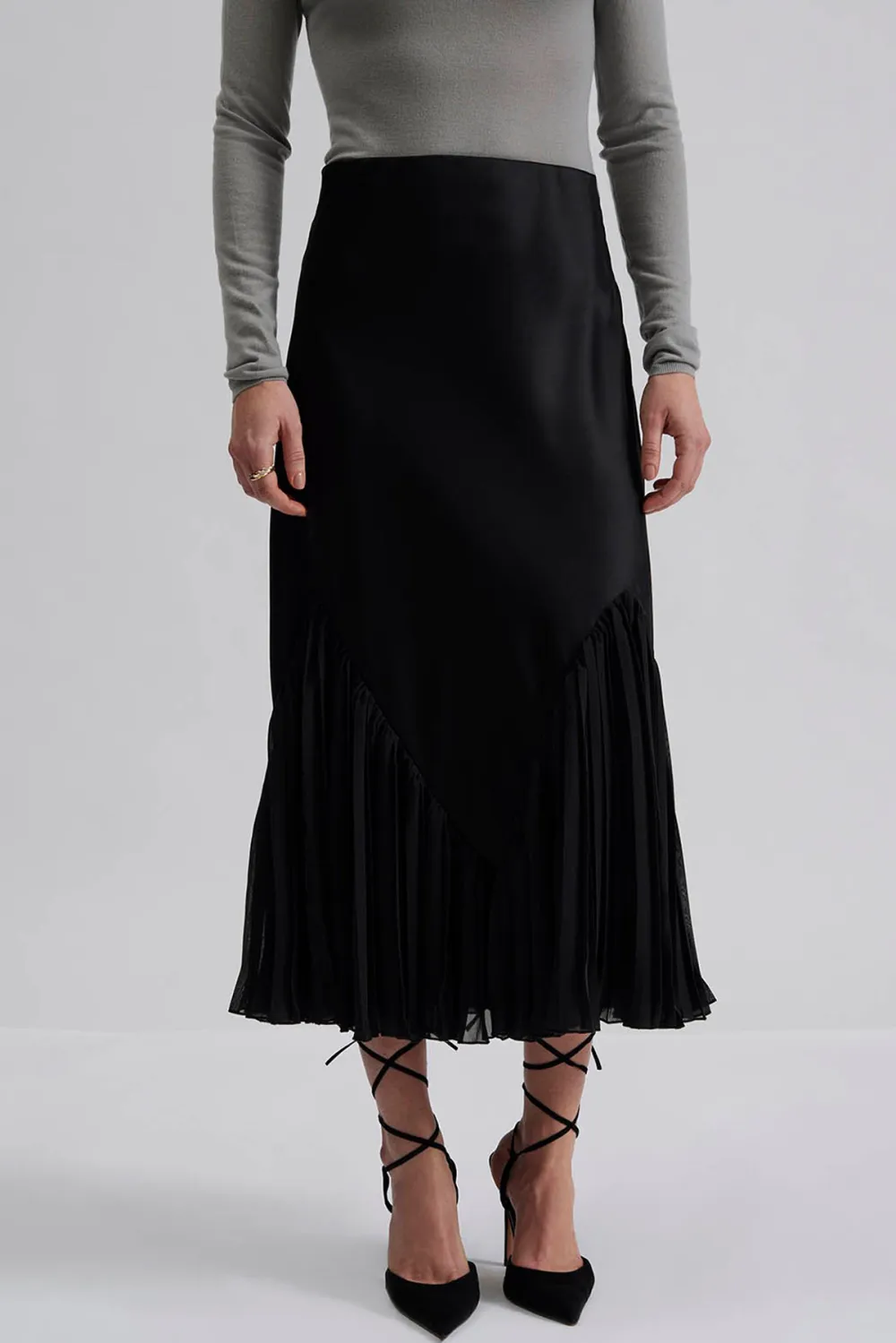 Ruffled Hem Midi Skirt