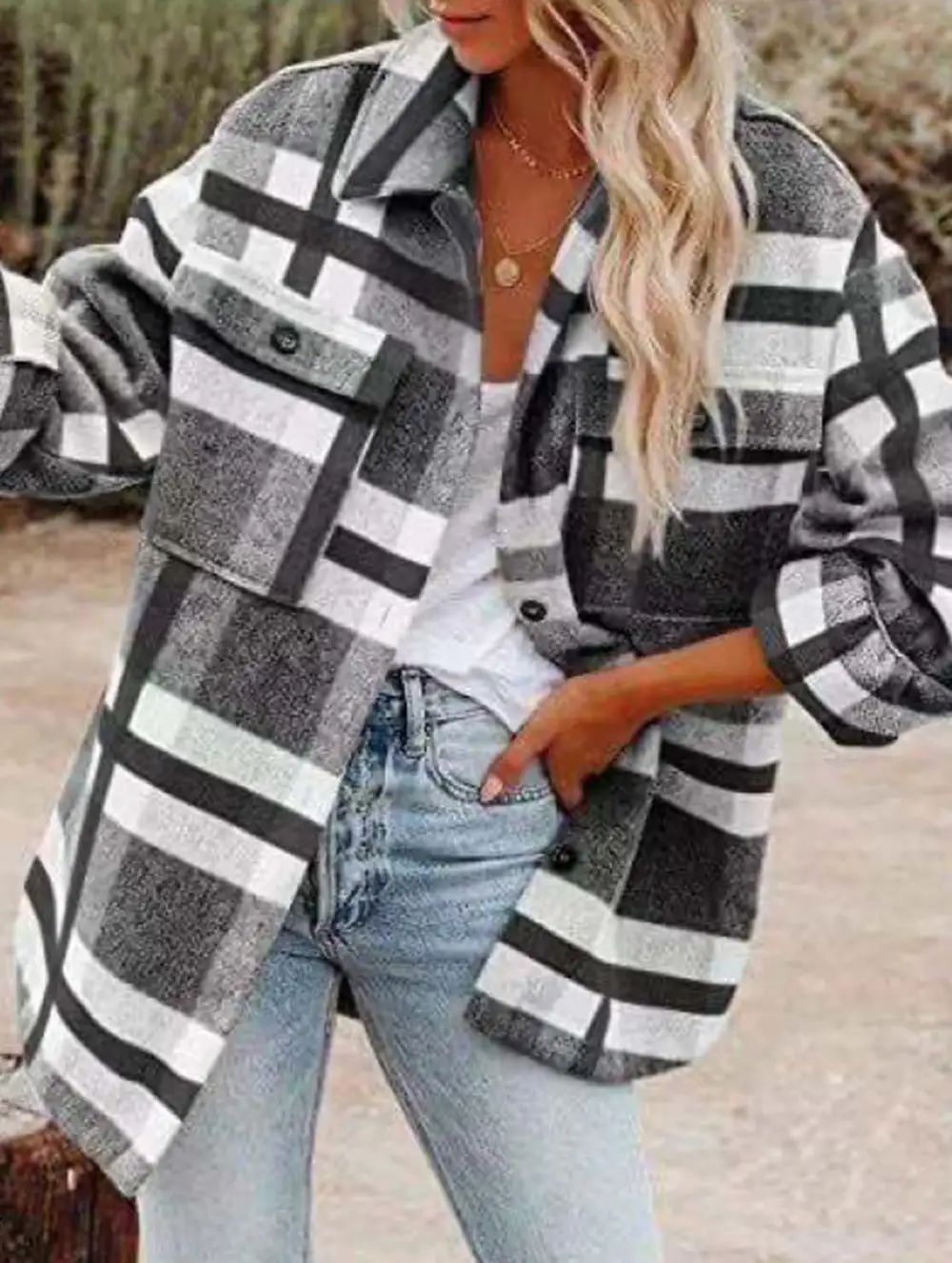 Loose Plaid Long-Sleeved Shirt