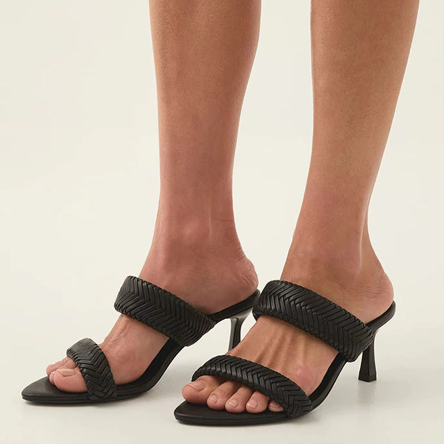 Elviera Pointed Toe Kitten Heel Sandals