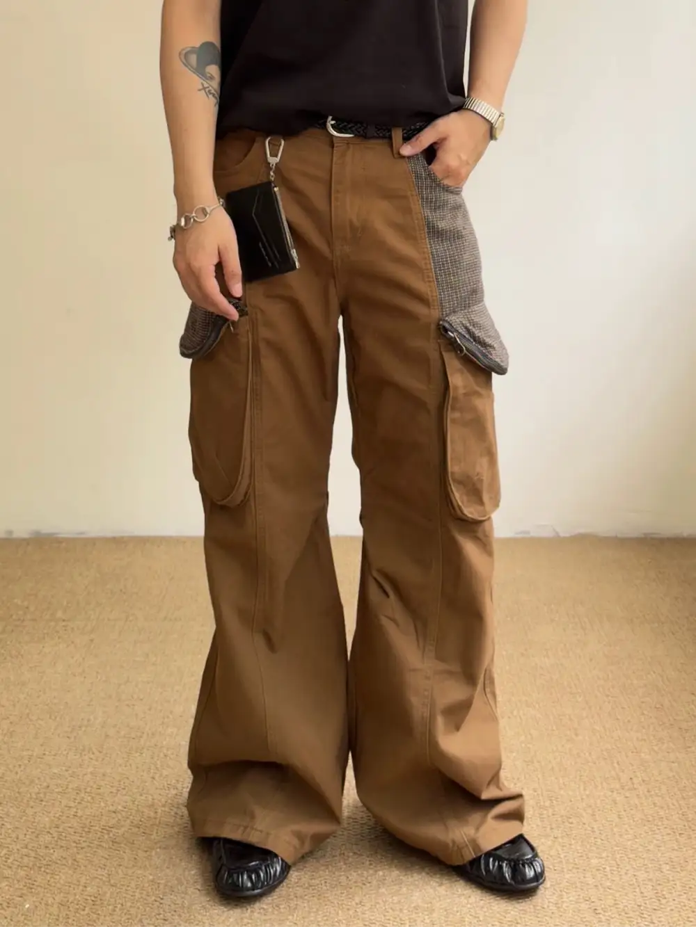 Wide-Leg Plaid Cargo Pants