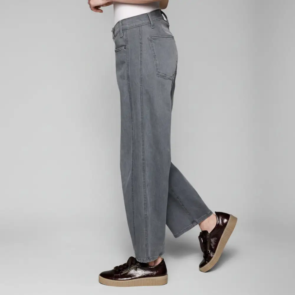 Volume Barrel Jeans