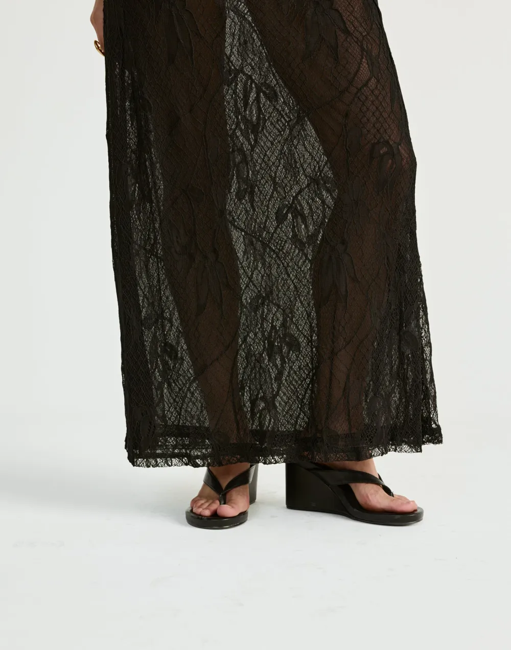 Low Waist Flowing Lace Skirt For Women