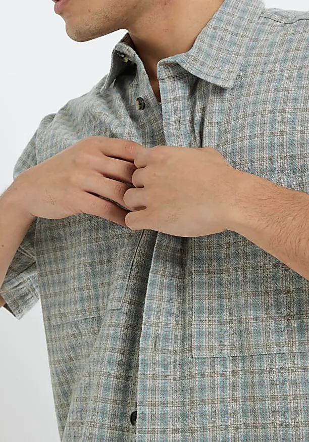 Men's Blue Regular Fit Check Short Sleeve Shirt