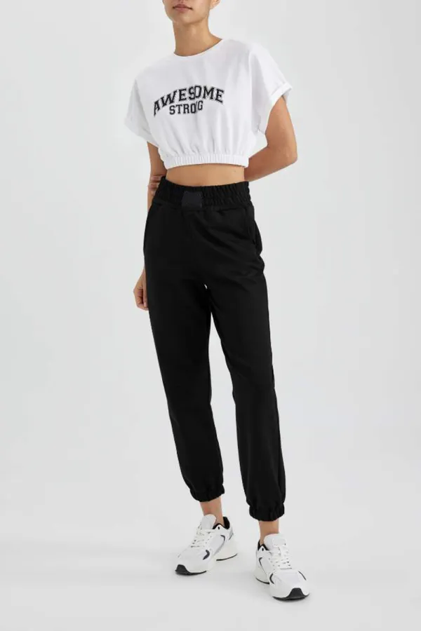 Standard Fit Jogger Sweatpants