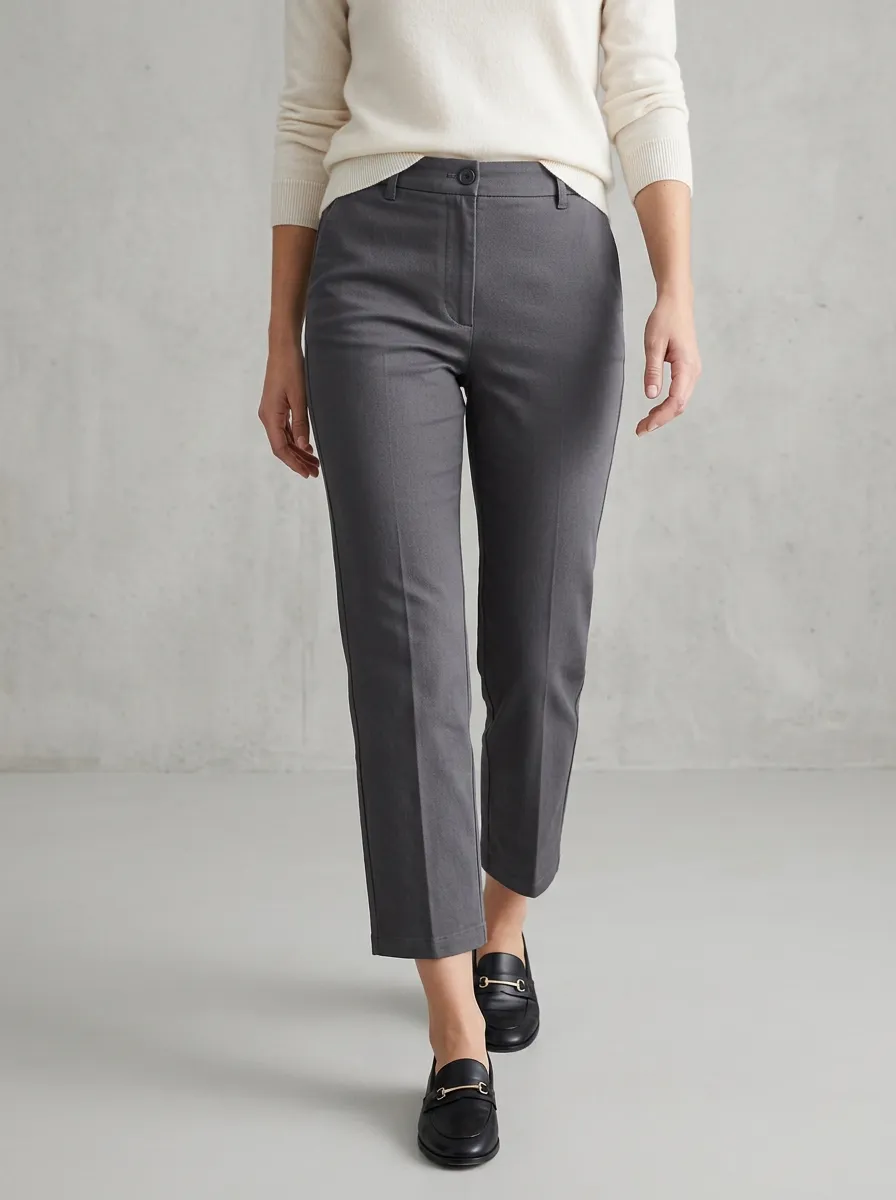 Simple Straight-Leg Women's Mid-Rise Straight-Leg Pants