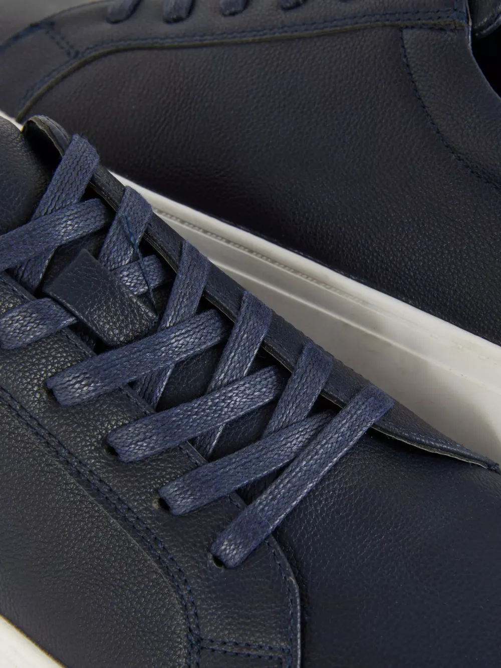 Simple Versatile Leather Lace-Up  Shoes